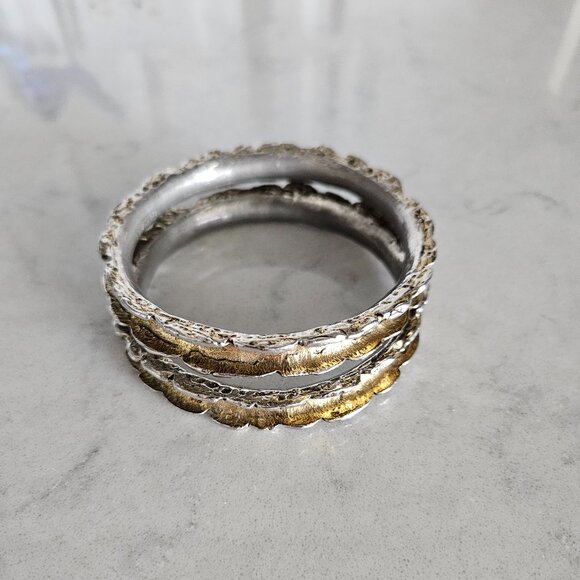 PAIR OF ZENTALL SCALLOPED-EDGE HEAVY METAL BANGLE BRACELETS - Picture 4 of 16